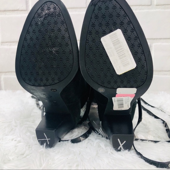 Leather suede black boots with studded straps - Picture 5 of 8